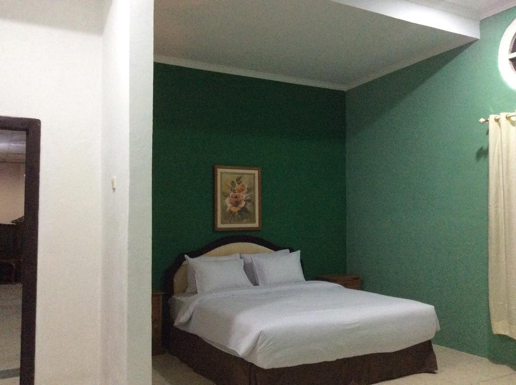 Le Paradis Hotel Palembang Værelse billede