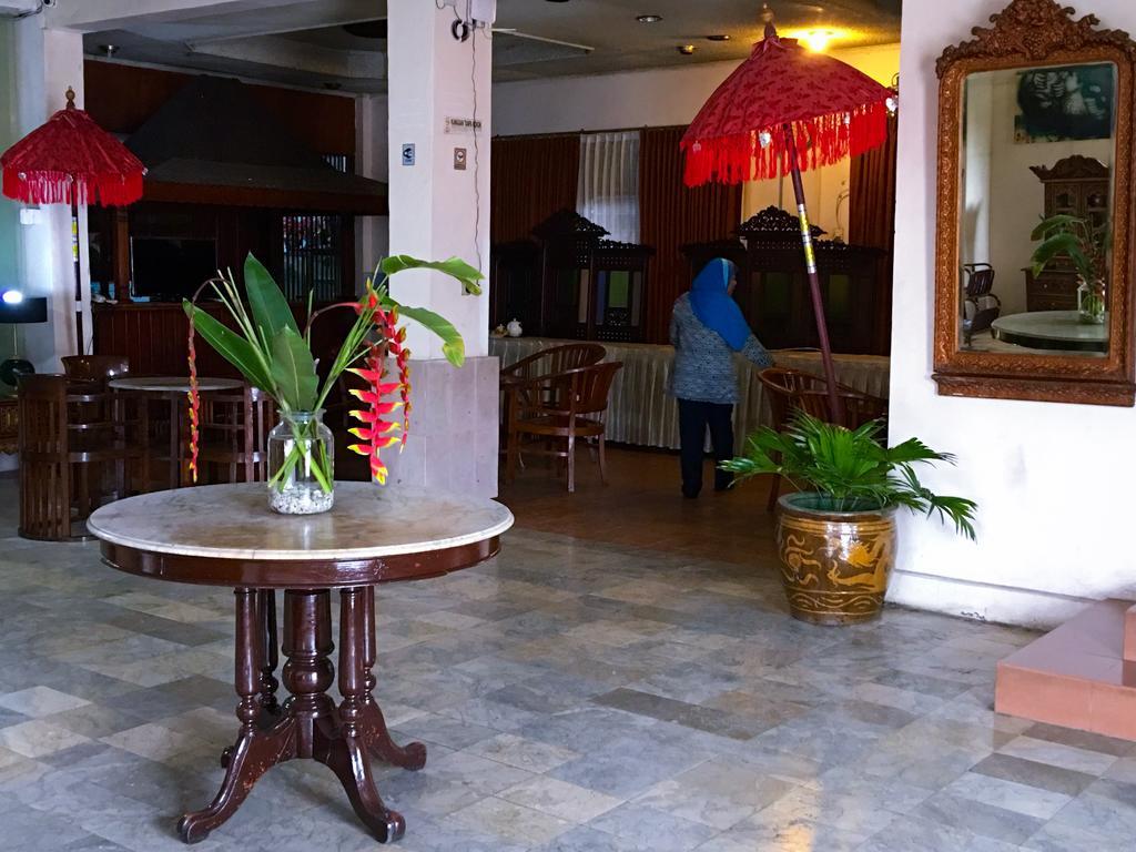 Le Paradis Hotel Palembang Eksteriør billede